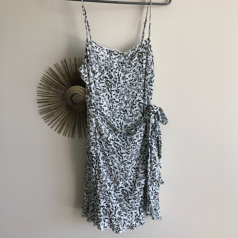 Princess Polly Olive Garden Mini Dress - read desc